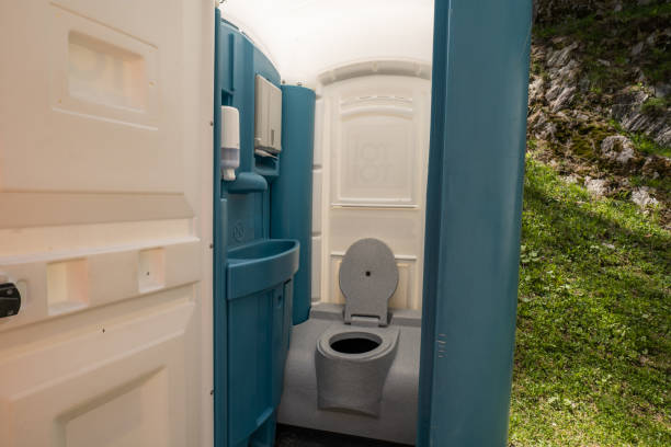 Affordable portable toilet rental in Berry College, GA